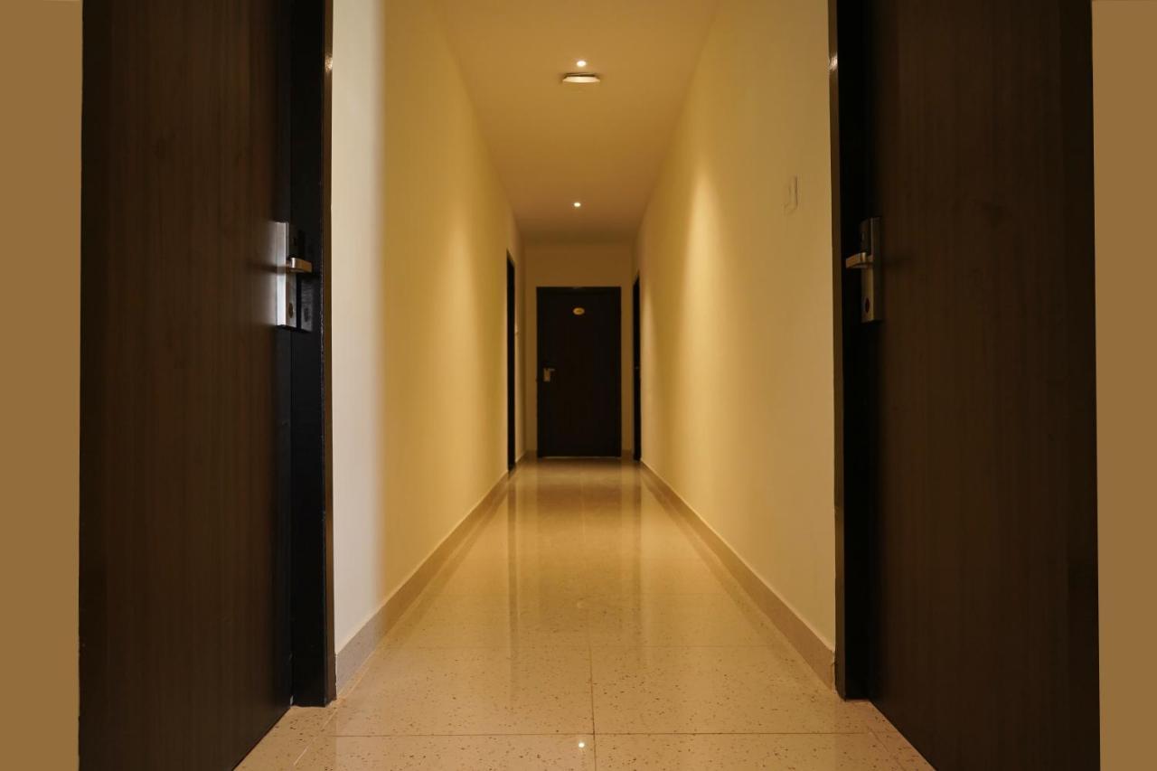 Hotel D Dev Vijayawāda Dış mekan fotoğraf
